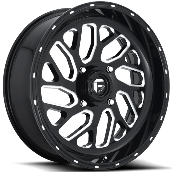 Fuel Triton D581 18x7 4+3 Wheel